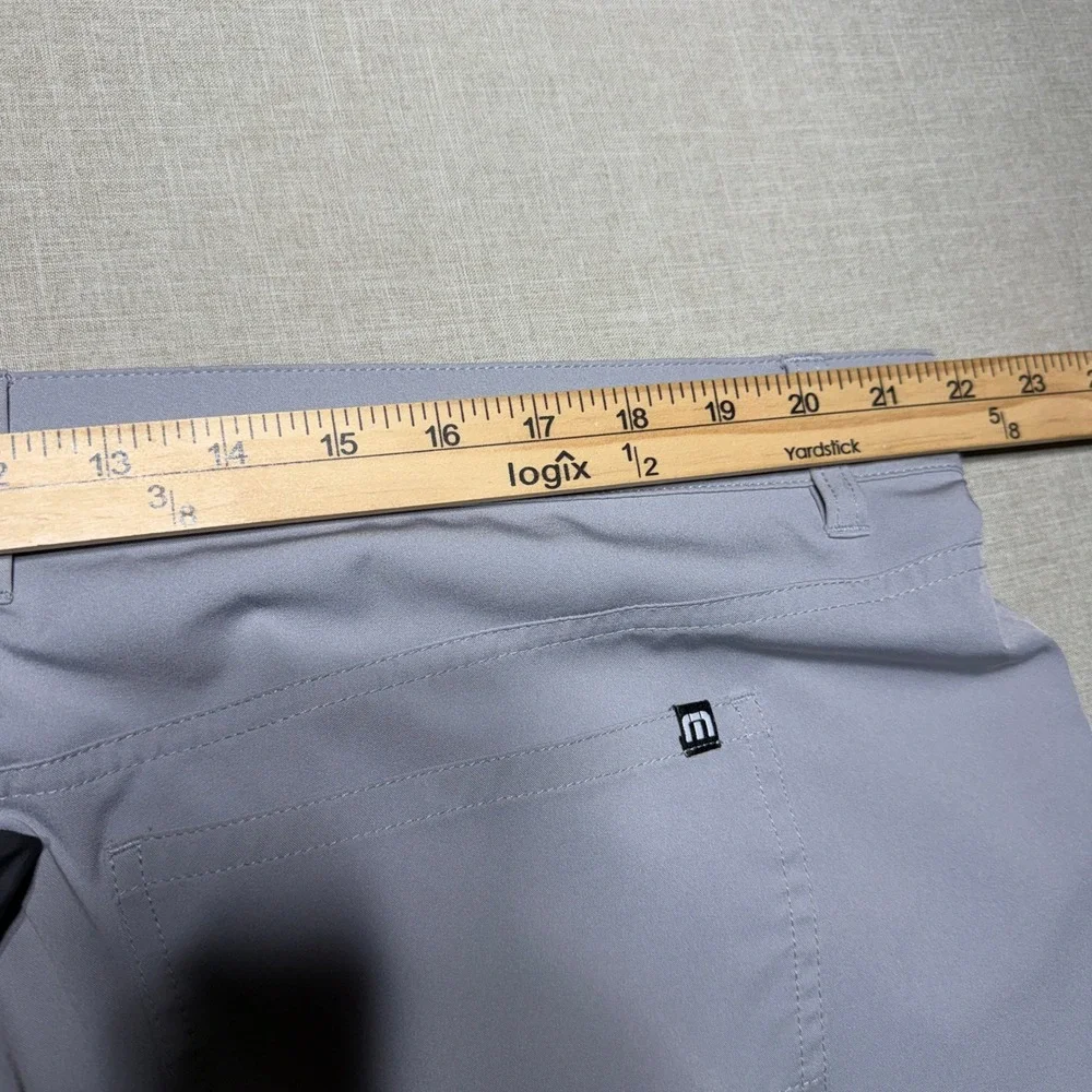 TravisMathew Pants Men 42x32 Gray Straight Alta Cresta Golf Performance Stretch
